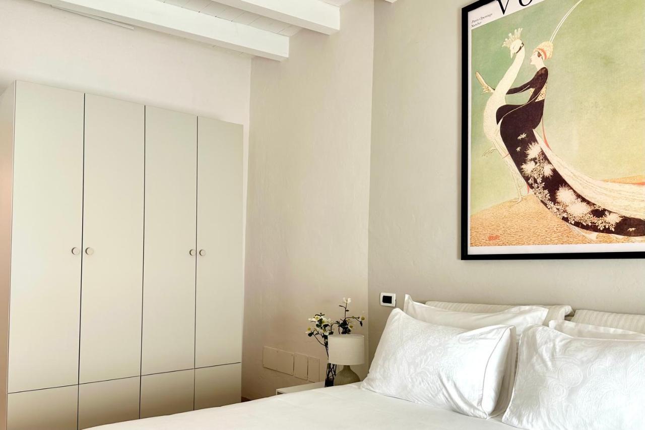 Borgo Dei Sogni Apartment San Felice del Benaco Luaran gambar
